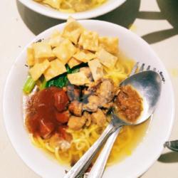 Mie Ayam Pangsit