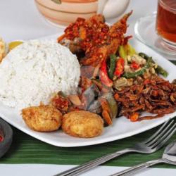 Nasi   Ayam Goreng   Orek Tahu   Sambal