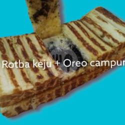 Roti Bakar ( Campur ) Keju   Oreo