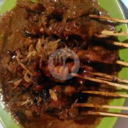 Sate Ayam Campur Kulit