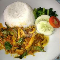 Rica-rica Usus Ayam  Nasi