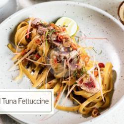 Seared Tuna Fettucine