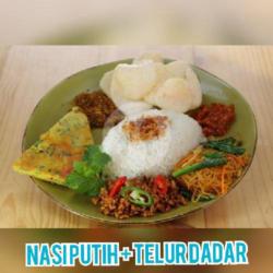 Nasi Gurih   Telur Dadar