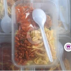 Nasi Kuning Box Lengkap