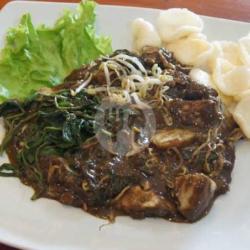 Lontong Petis Kangkung