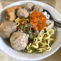 Bakso Mie Tiew