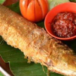 Ikan Bandeng Fresto   Lalapan   Tahu Tempe