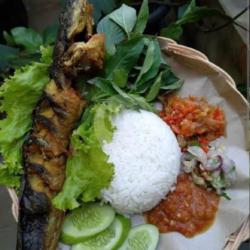 Pecel Lele Sambal Nagih