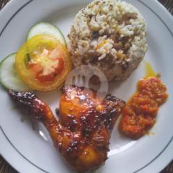 Ayam Bakar Madu Nasi Tutug Oncom