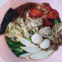 11. Miepok Kuah - Flat Noodles Soup