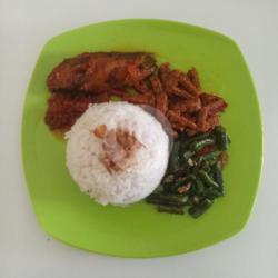 Nasi Rames Tongkol Balado