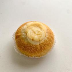 Custard Sweet Bun