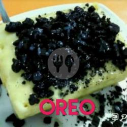 Pancong Setengah Matang Oreo