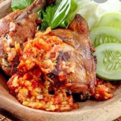 Paket Ayam Penyet Nasi Sambel Lalapan
