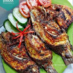 Nasi   Ikan Nila Bakar. Sayur Komplit