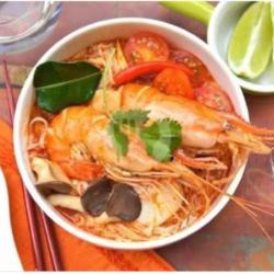 Mie Tom Yum Seafood