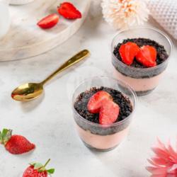 Strawberry Yogurt Mousse