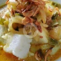 Ketupat Sayur Telur Dadar