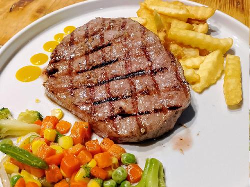 Hayyu Steak Balikpapan, Jl.Sudirman, No.24, Stalkuda