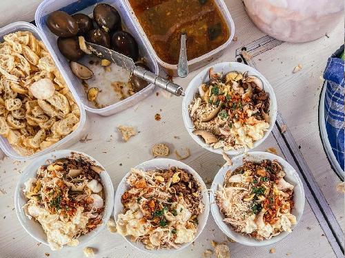 BUBUR AYAM KANG MAMAN, Syarifudin Yoes