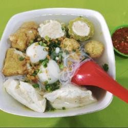 Yong Tahu Ayam