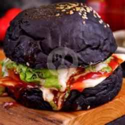 Black Burger Beef