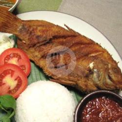 Nila Goreng   Nasi Lalap Sambal