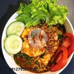 Mie Rebus Kebuli Daging Ayam