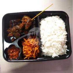 Nasi Rames Ati Ampla Goreng