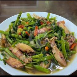 Kangkung Tumis Sotong Asin