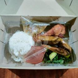 Paket Murah Box Nasi Ayam Goreng   Terong