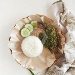 Nasi Nila Goreng Sambal Hijau