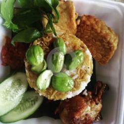 Nasi Liwet Solo Plus Ayam Goreng