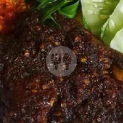 Ayam Goreng Sambal Bumbu Hitam