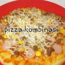 Pizza Kombinasi