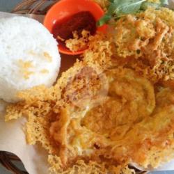 Nasi   Telor Kremes / Geprek Sambel Bawang / Tomat N Lalapan