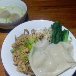 Mie Karet Ayam Komplit