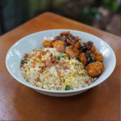 Oriental Fried Rice With Chicken Pop (o.f.r.w.c.p)