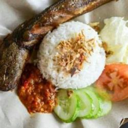 Nasi Lele   Terong   Teh Pucuk