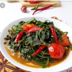 Cah Kangkung Sosis