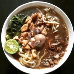 Mie Kangkung Biasa