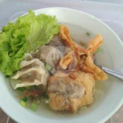 Bakso Bakwan Malang Komplit