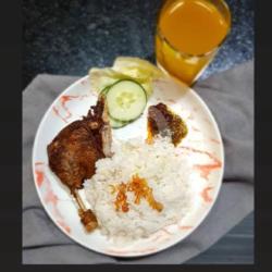 Nasi Bebek Goreng Sambal Itam