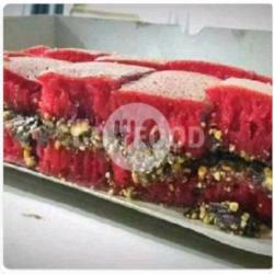 Martabak Red Kacang Coklat Susu