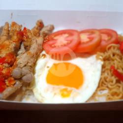 Nasi Box Ceker Pedass