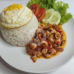 Nasi Asin Cumi Mercon Telor Ceplok