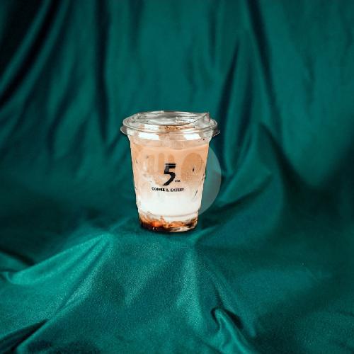 5 CM Coffee and Eatery