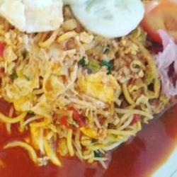 Mie Kuah Telur