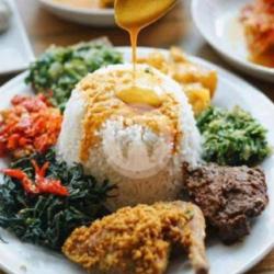 Nasi Ikan Gembung Acar