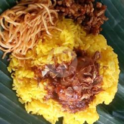 Nasi Kuning Telur